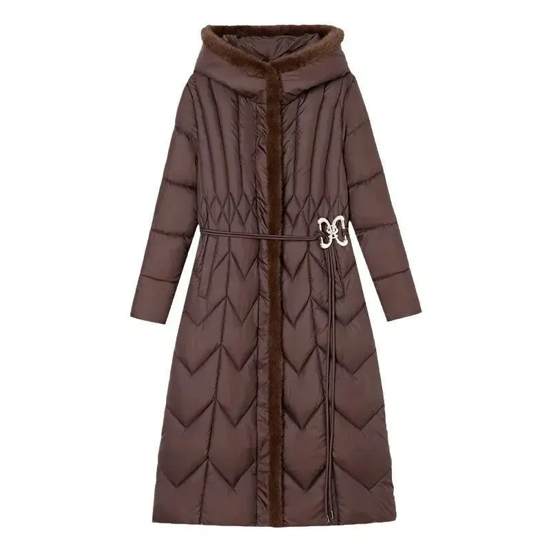 2024 Frau Winter Daunen Baumwoll jacke langen Mantel mit Gürtel neue Kapuzen taschen Reiß verschluss dicke warme weibliche Kapuze gepolsterte Parkas