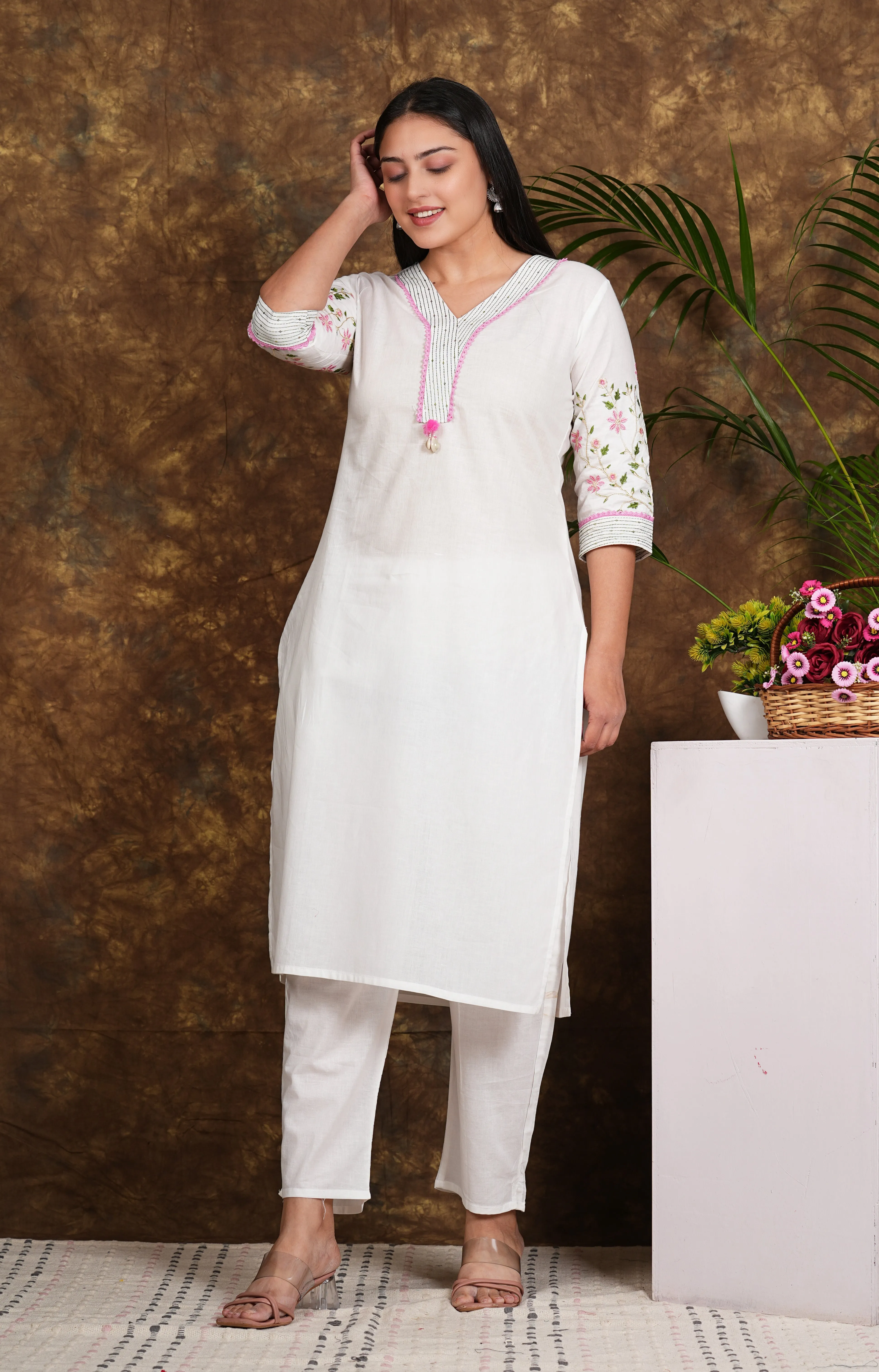 Elegant white Cotton Kurta Pant Set for Effortless Style"