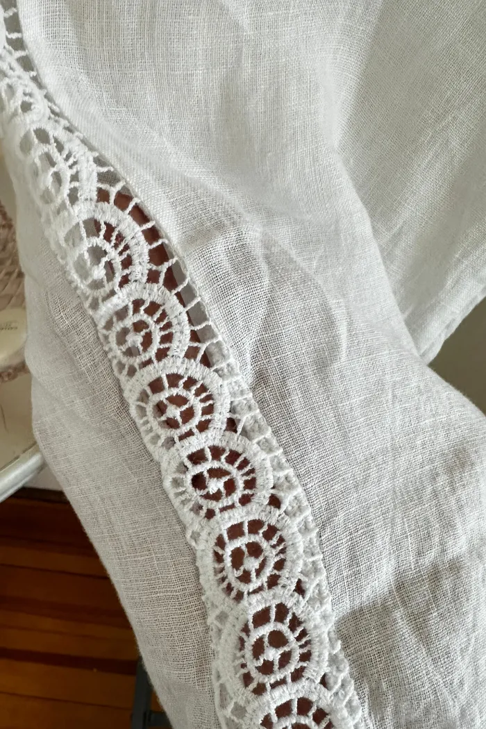 Lace Siding Linen Pants