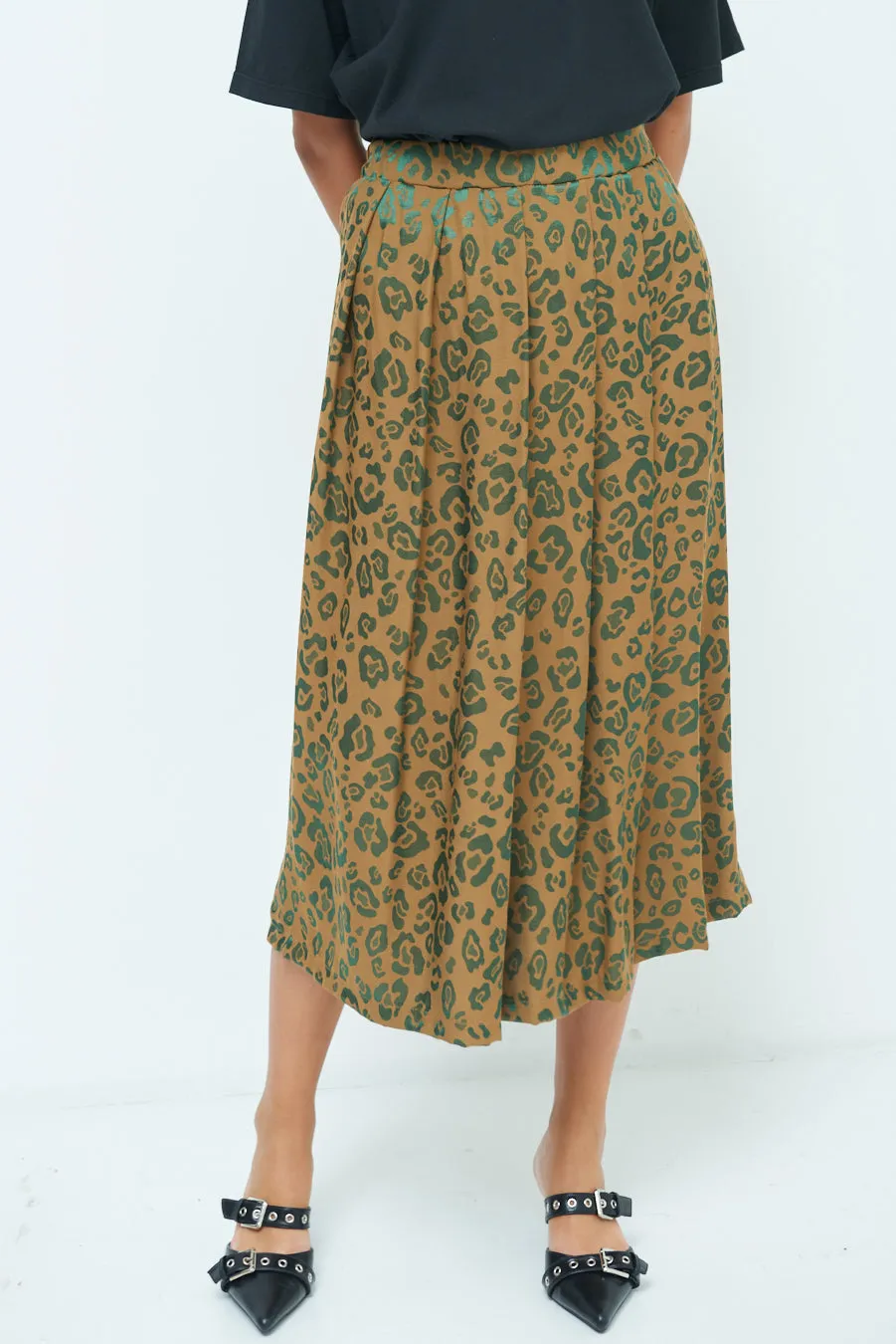 Leopard print midi skirt wholesale
