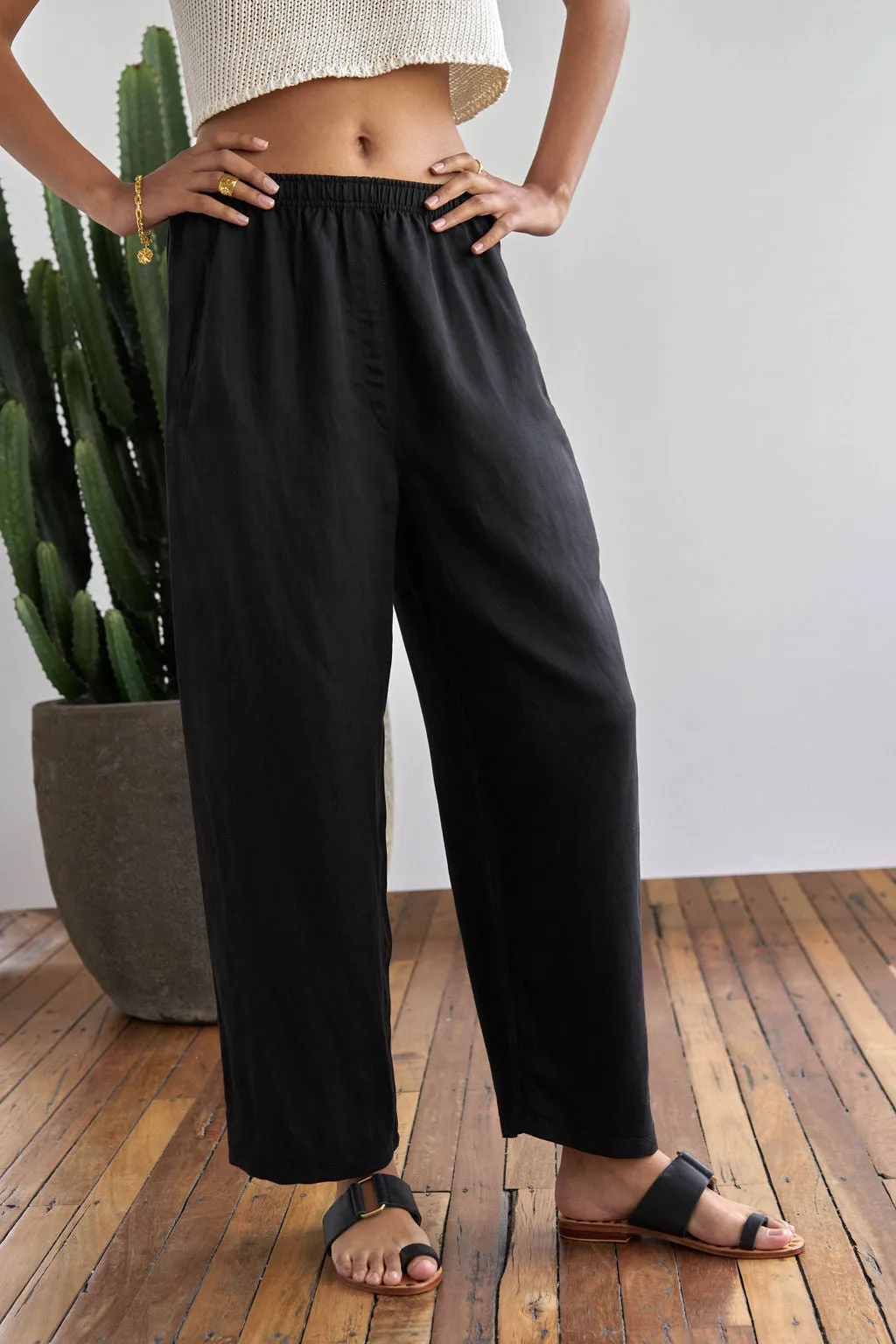 WANDERING PANT